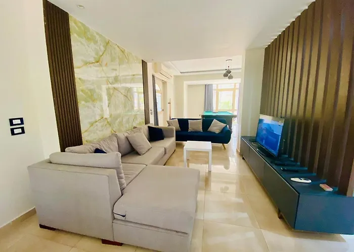 Villa , Mubarak 6, Close To Magawish Hurghada